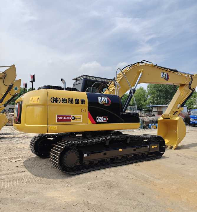 Good Condition Used Cat Excavator 320D2 Caterpillar Second Hand Excavator 312D 315D 320d for Sale - Lánctalpas kotró: 3 kép. Good Condition Used Cat Excavator 320D2 Caterpillar Second Hand Excavator 312D 315D 320d for Sale - Lánctalpas kotró: 3 kép.
