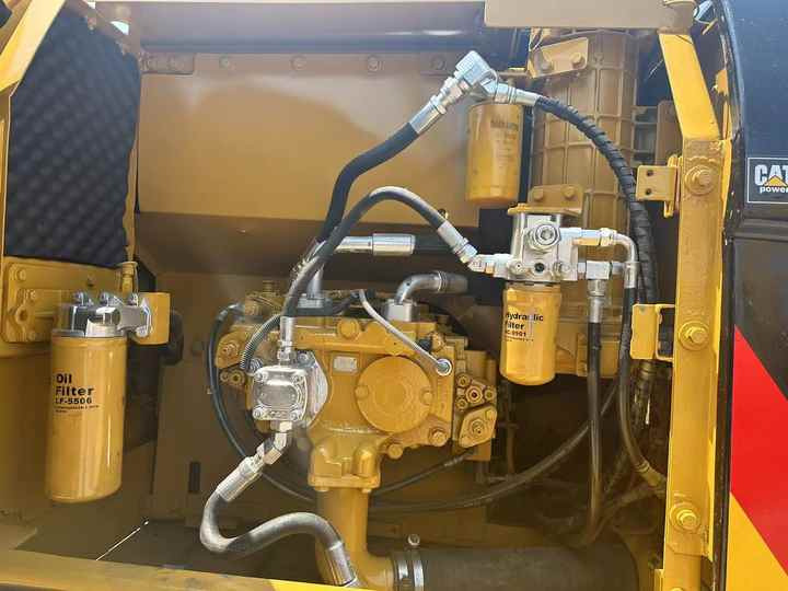 Good Condition Used Cat Excavator 320D2 Caterpillar Second Hand Excavator 312D 315D 320d for Sale - Lánctalpas kotró: 5 kép. Good Condition Used Cat Excavator 320D2 Caterpillar Second Hand Excavator 312D 315D 320d for Sale - Lánctalpas kotró: 5 kép.