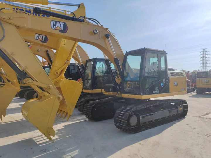 Good Condition Used Excavator Machine Caterpillar 315D Crawler CAT 15ton Used Excavator for Sale CAT 315 Excavators - Lánctalpas kotró: 2 kép. Good Condition Used Excavator Machine Caterpillar 315D Crawler CAT 15ton Used Excavator for Sale CAT 315 Excavators - Lánctalpas kotró: 2 kép.