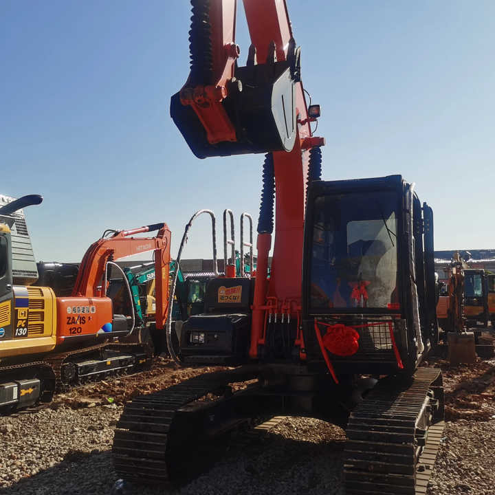 Japan Original Hitachi ZX120 Crawler Excavator Perfect for Various Projects Available Used Excavators for Sale - Lánctalpas kotró: 5 kép. Japan Original Hitachi ZX120 Crawler Excavator Perfect for Various Projects Available Used Excavators for Sale - Lánctalpas kotró: 5 kép.