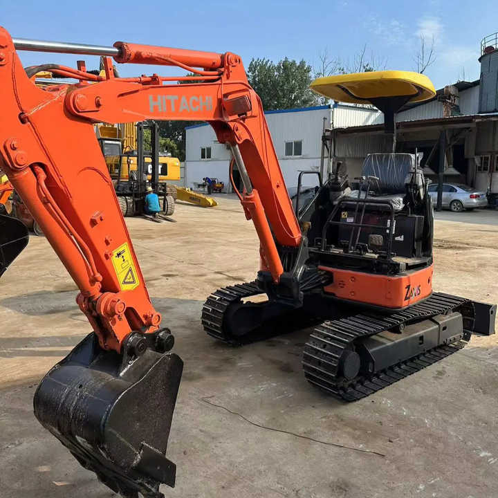 Original Japan Hitachi ZX30 Excavator Hitachi Excavator in Low Price for Hot Sale - Lánctalpas kotró: 1 kép. Original Japan Hitachi ZX30 Excavator Hitachi Excavator in Low Price for Hot Sale - Lánctalpas kotró: 1 kép.