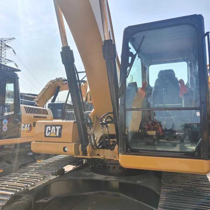 Used CAT 320GC Hydraulic Excavator Caterpillar Multi-Function Used Excavator with Hammer for Construction Project - Kotrógép: 2 kép. Used CAT 320GC Hydraulic Excavator Caterpillar Multi-Function Used Excavator with Hammer for Construction Project - Kotrógép: 2 kép.