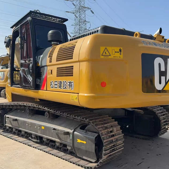 Used CAT330D2 Model Excavator Second Hand Machine Popular Brand JAPAN CAT Hydraulic Machinery - Kotrógép: 1 kép. Used CAT330D2 Model Excavator Second Hand Machine Popular Brand JAPAN CAT Hydraulic Machinery - Kotrógép: 1 kép.
