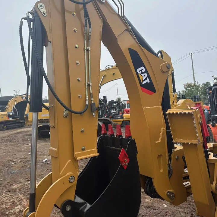 Used Caterpillar CAT 450F Retro Excavator CAT420F Cheap Price for Sale - Kotrógép: 4 kép. Used Caterpillar CAT 450F Retro Excavator CAT420F Cheap Price for Sale - Kotrógép: 4 kép.