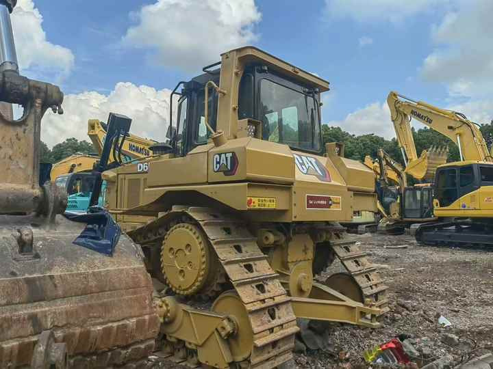 Used Caterpillar D6R Boutique Bulldozer in Running Working Condition Hot Sale Good Condition USD D6R D8R D9R D10R in Stock - Buldózer: 3 kép. Used Caterpillar D6R Boutique Bulldozer in Running Working Condition Hot Sale Good Condition USD D6R D8R D9R D10R in Stock - Buldózer: 3 kép.