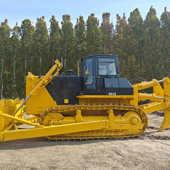 Used Construction Machinery Shantui SD32 Bulldozer for Sales S Econd-hand SD22 32 Bulldozer Crawler Type Bulldozer Price Lower - Buldózer: 1 kép. Used Construction Machinery Shantui SD32 Bulldozer for Sales S Econd-hand SD22 32 Bulldozer Crawler Type Bulldozer Price Lower - Buldózer: 1 kép.