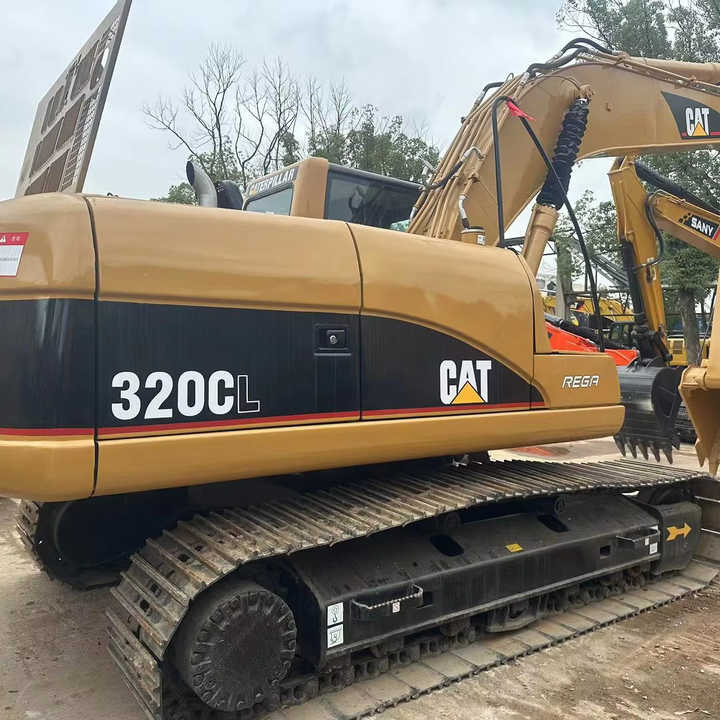 Used Excavator CAT 320C Second Hand Highly Competitive Digging Machine 325C 330C for Sale - Lánctalpas kotró: 1 kép. Used Excavator CAT 320C Second Hand Highly Competitive Digging Machine 325C 330C for Sale - Lánctalpas kotró: 1 kép.