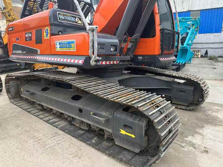 Used Excavator Doosan DX225LC-9 Excavators Mini Equipment Earth Moving Machinery Doosan Digger Excavator for Sale - Lánctalpas kotró: 4 kép. Used Excavator Doosan DX225LC-9 Excavators Mini Equipment Earth Moving Machinery Doosan Digger Excavator for Sale - Lánctalpas kotró: 4 kép.