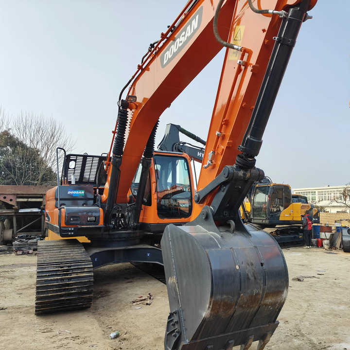 Used Excavator Doosan DX225LC-9 Excavators Mini Equipment Earth Moving Machinery Doosan Digger Excavator for Sale - Lánctalpas kotró: 5 kép. Used Excavator Doosan DX225LC-9 Excavators Mini Equipment Earth Moving Machinery Doosan Digger Excavator for Sale - Lánctalpas kotró: 5 kép.