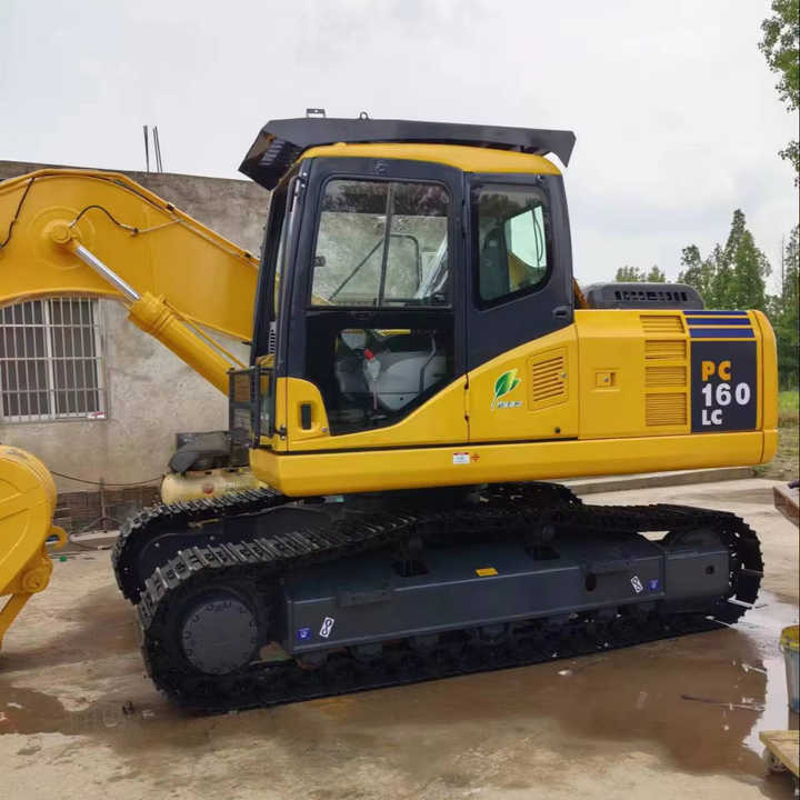 Used Komatsu PC160 Crawler Hydraulic High Performance Digger Excavator Construction Machinery Used Machinery for Sale - Kotrógép: 1 kép. Used Komatsu PC160 Crawler Hydraulic High Performance Digger Excavator Construction Machinery Used Machinery for Sale - Kotrógép: 1 kép.