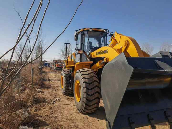 Used LIUGONG 856H wheel in Good Condition for sale 90%new uesd Loader liugong 856h Used Loader For Sale - Gumikerekes homlokrakodó: 5 kép. Used LIUGONG 856H wheel in Good Condition for sale 90%new uesd Loader liugong 856h Used Loader For Sale - Gumikerekes homlokrakodó: 5 kép.