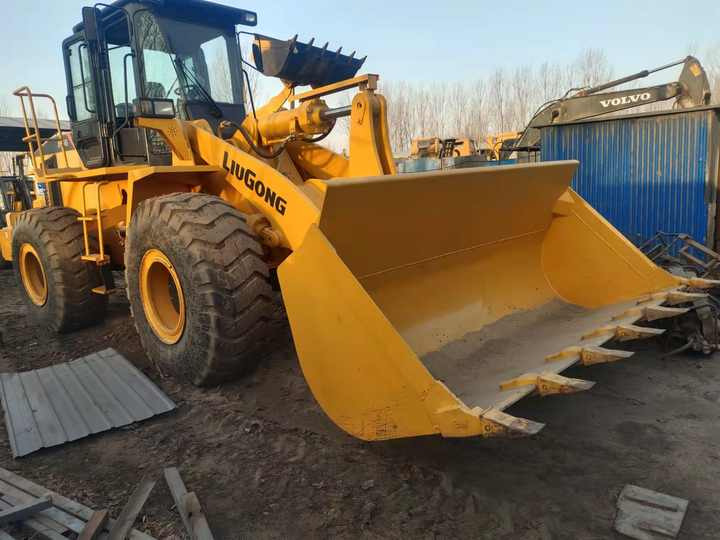 Used Liugong856 Wheel Loader Machine Mini Telehandler Used Liugong Wheel Loader - Gumikerekes homlokrakodó: 2 kép. Used Liugong856 Wheel Loader Machine Mini Telehandler Used Liugong Wheel Loader - Gumikerekes homlokrakodó: 2 kép.