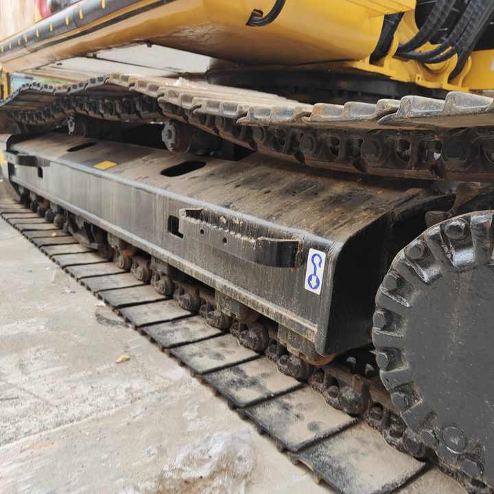 Used Machinery Construction Crawler Used Cat 320d Excavator Machine 325d 330d Caterpillar Machinery Cat 320d Used Excavators - Lánctalpas kotró: 5 kép. Used Machinery Construction Crawler Used Cat 320d Excavator Machine 325d 330d Caterpillar Machinery Cat 320d Used Excavators - Lánctalpas kotró: 5 kép.