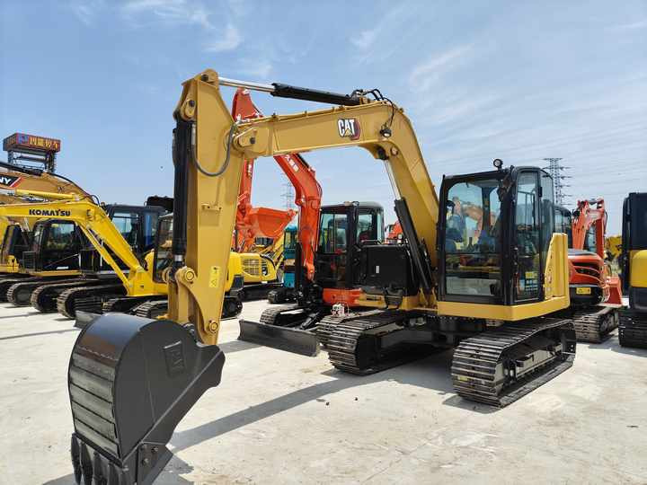 Used Mini Caterpillar 307.5 Excavator in High Quality for Sale - Kotrógép: 4 kép. Used Mini Caterpillar 307.5 Excavator in High Quality for Sale - Kotrógép: 4 kép.