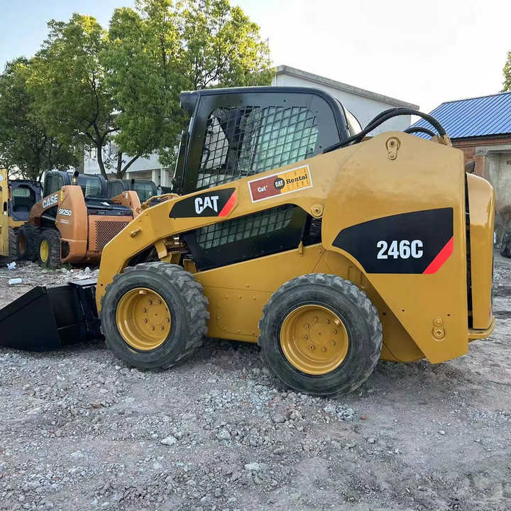 Used Original Caterpillar 246c Skid Steer Loader for Sale Used Cat226b 246c 246d Skid Steer Loader - Mini homlokrakodó: 1 kép. Used Original Caterpillar 246c Skid Steer Loader for Sale Used Cat226b 246c 246d Skid Steer Loader - Mini homlokrakodó: 1 kép.