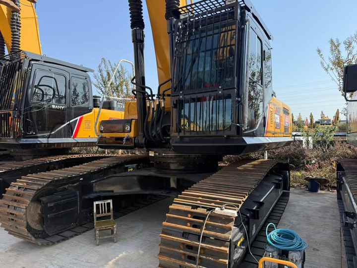 Used SANY SY235H Excavator 23Ton Crawler Excavator Second Hand Excavator Sany 215 235 245 Hydraulic Machinery - Lánctalpas kotró: 5 kép. Used SANY SY235H Excavator 23Ton Crawler Excavator Second Hand Excavator Sany 215 235 245 Hydraulic Machinery - Lánctalpas kotró: 5 kép.