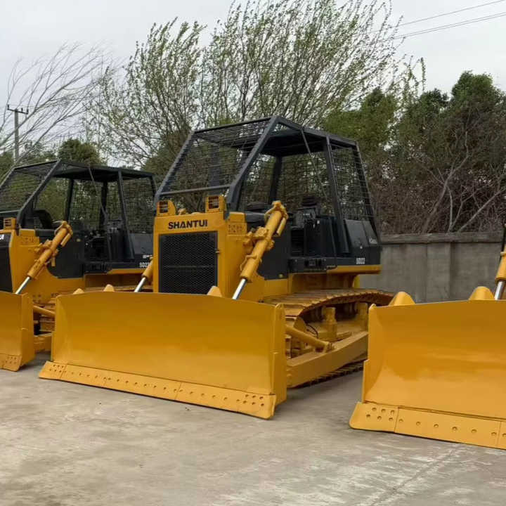 Used Shantui SD22 New Model Bulldozer Second Hand Machine Popular Brand Shantui Hydraulic Machinery - Buldózer: 1 kép. Used Shantui SD22 New Model Bulldozer Second Hand Machine Popular Brand Shantui Hydraulic Machinery - Buldózer: 1 kép.