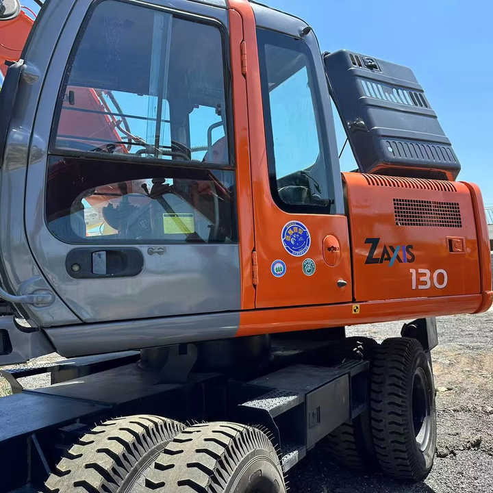 Used Wheel Excavator Hitachi ZX 130W Made in Japan 13ton Hitachi Zx130w Wheel Excavator Price Used Hitachi Zx130 Excavator SALE - Kotrógép: 1 kép. Used Wheel Excavator Hitachi ZX 130W Made in Japan 13ton Hitachi Zx130w Wheel Excavator Price Used Hitachi Zx130 Excavator SALE - Kotrógép: 1 kép.