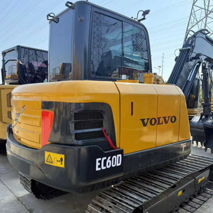 Used volvo Ec60 Mini 6tons Excavator in Stock for Sale Excellent Condition volvo Ec60 Ec140 Excavator Low Working Hours - Kotrógép: 1 kép. Used volvo Ec60 Mini 6tons Excavator in Stock for Sale Excellent Condition volvo Ec60 Ec140 Excavator Low Working Hours - Kotrógép: 1 kép.