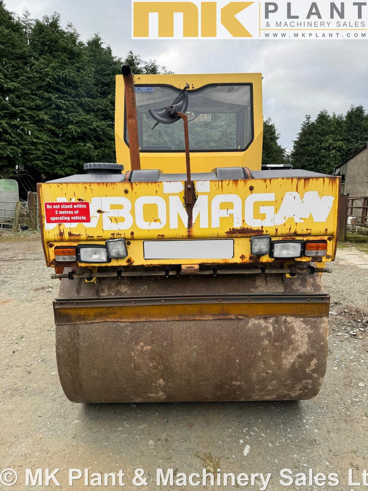 BOMAG BW161AD-2 - Henger: 2 kép. BOMAG BW161AD-2 - Henger: 2 kép.