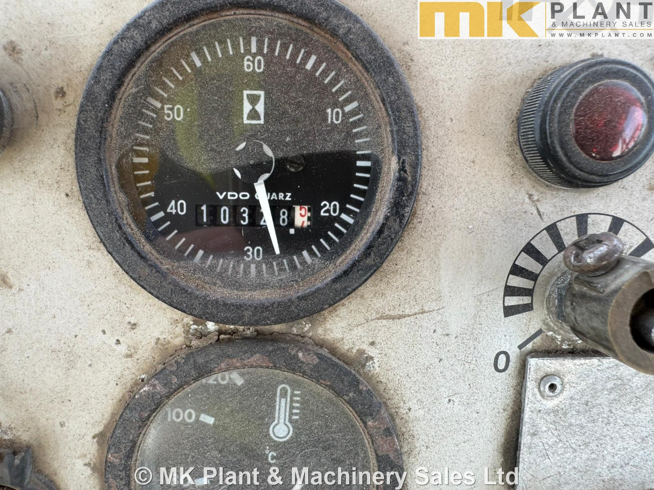 HAMM - Úthenger: 5 kép. HAMM - Úthenger: 5 kép.