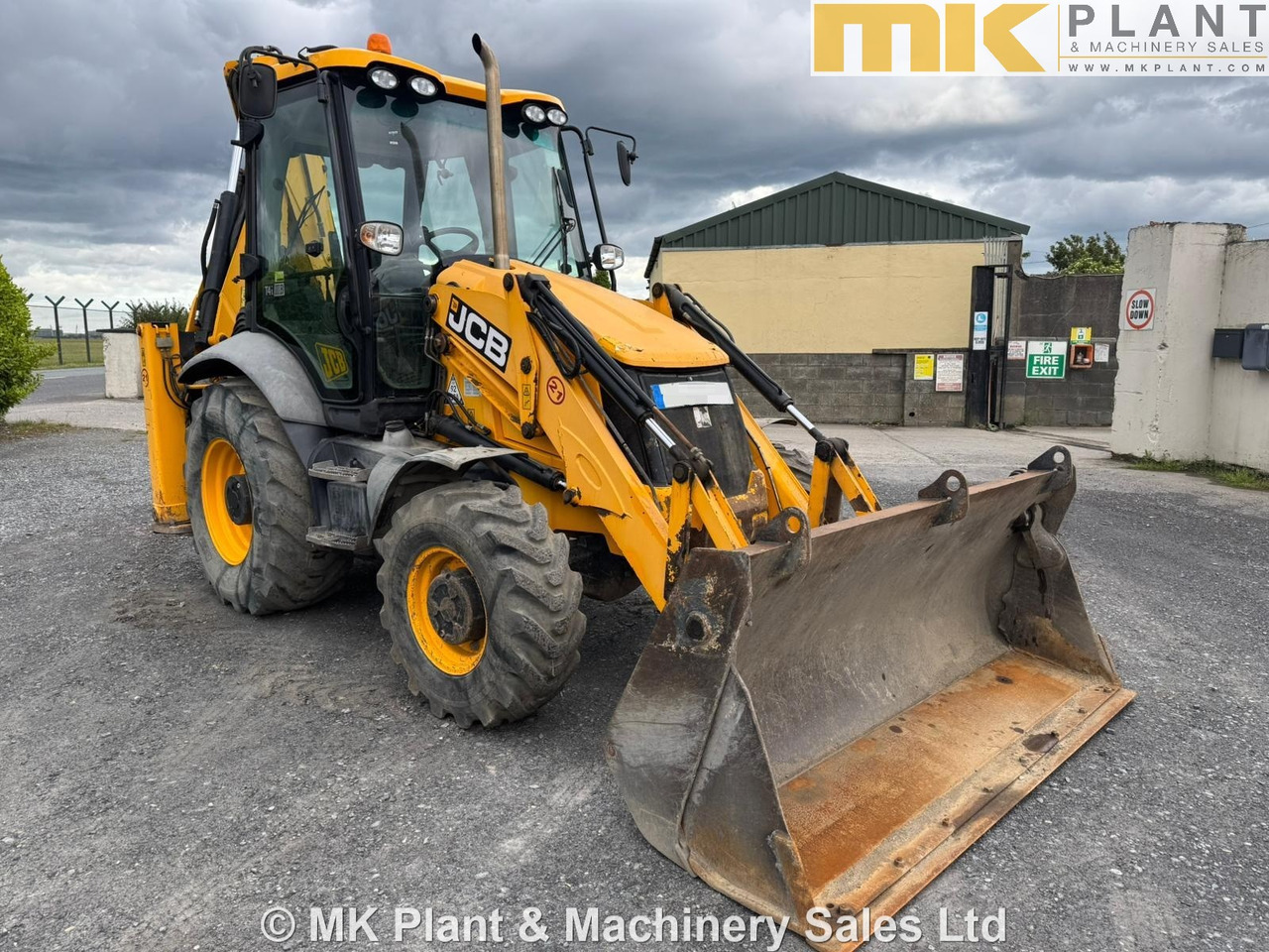 JCB 3CX - Kotrórakodó: 5 kép. JCB 3CX - Kotrórakodó: 5 kép.