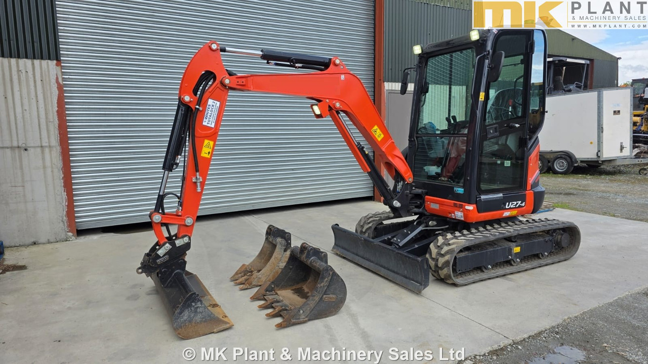 KUBOTA U27-4 - Minikotró: 1 kép. KUBOTA U27-4 - Minikotró: 1 kép.