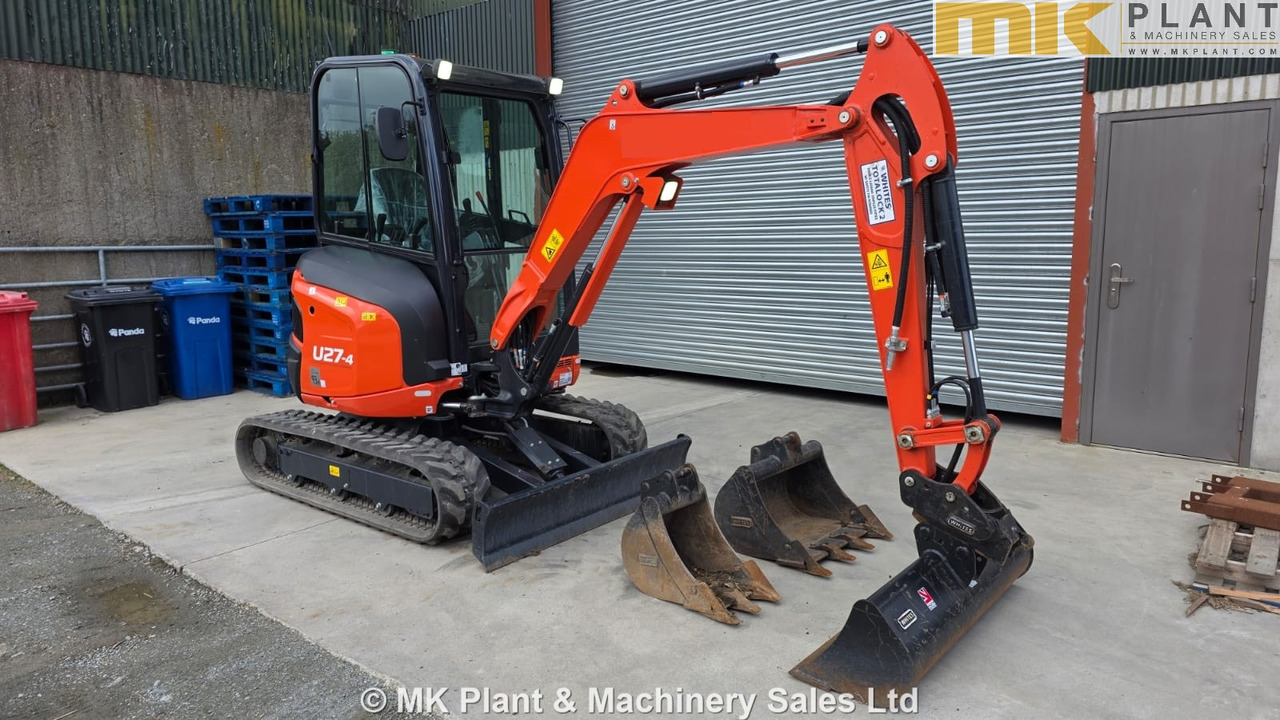 KUBOTA U27-4 - Minikotró: 5 kép. KUBOTA U27-4 - Minikotró: 5 kép.