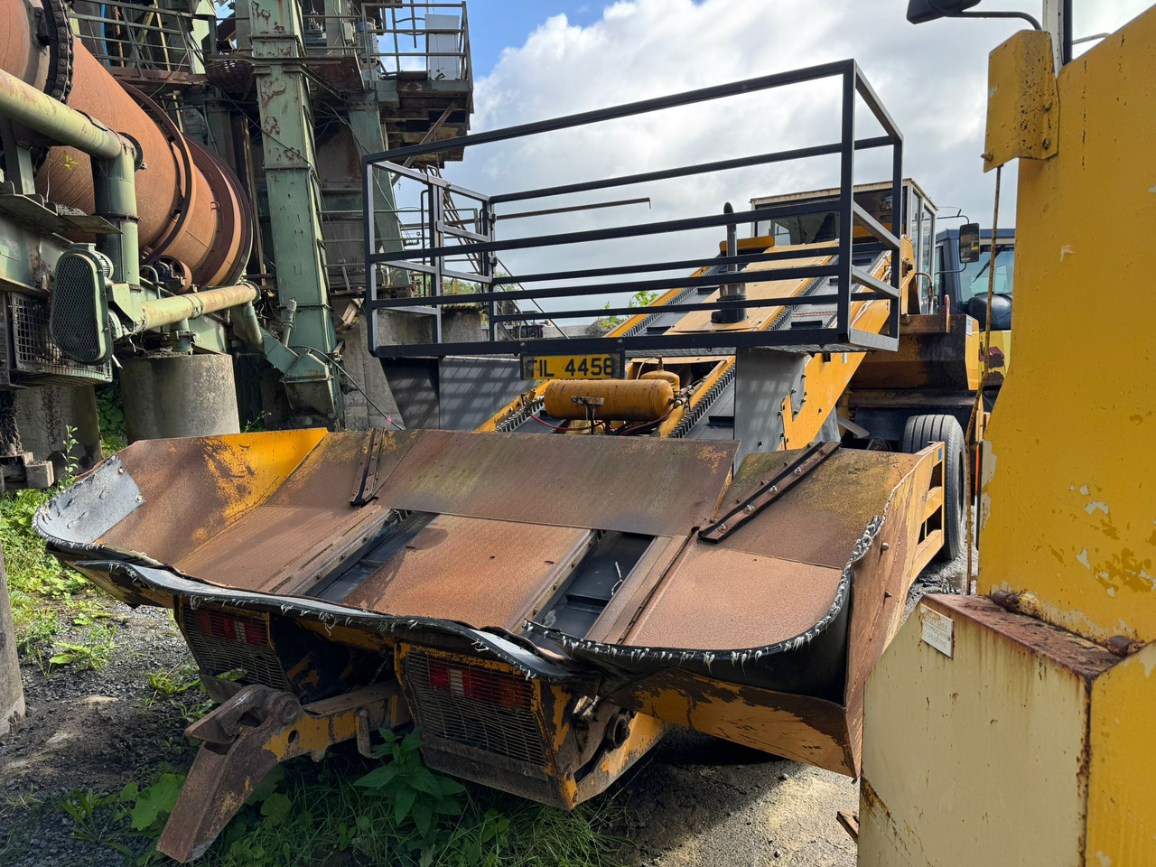 Phoenix - Aszfaltozó gép: 5 kép. Phoenix - Aszfaltozó gép: 5 kép.