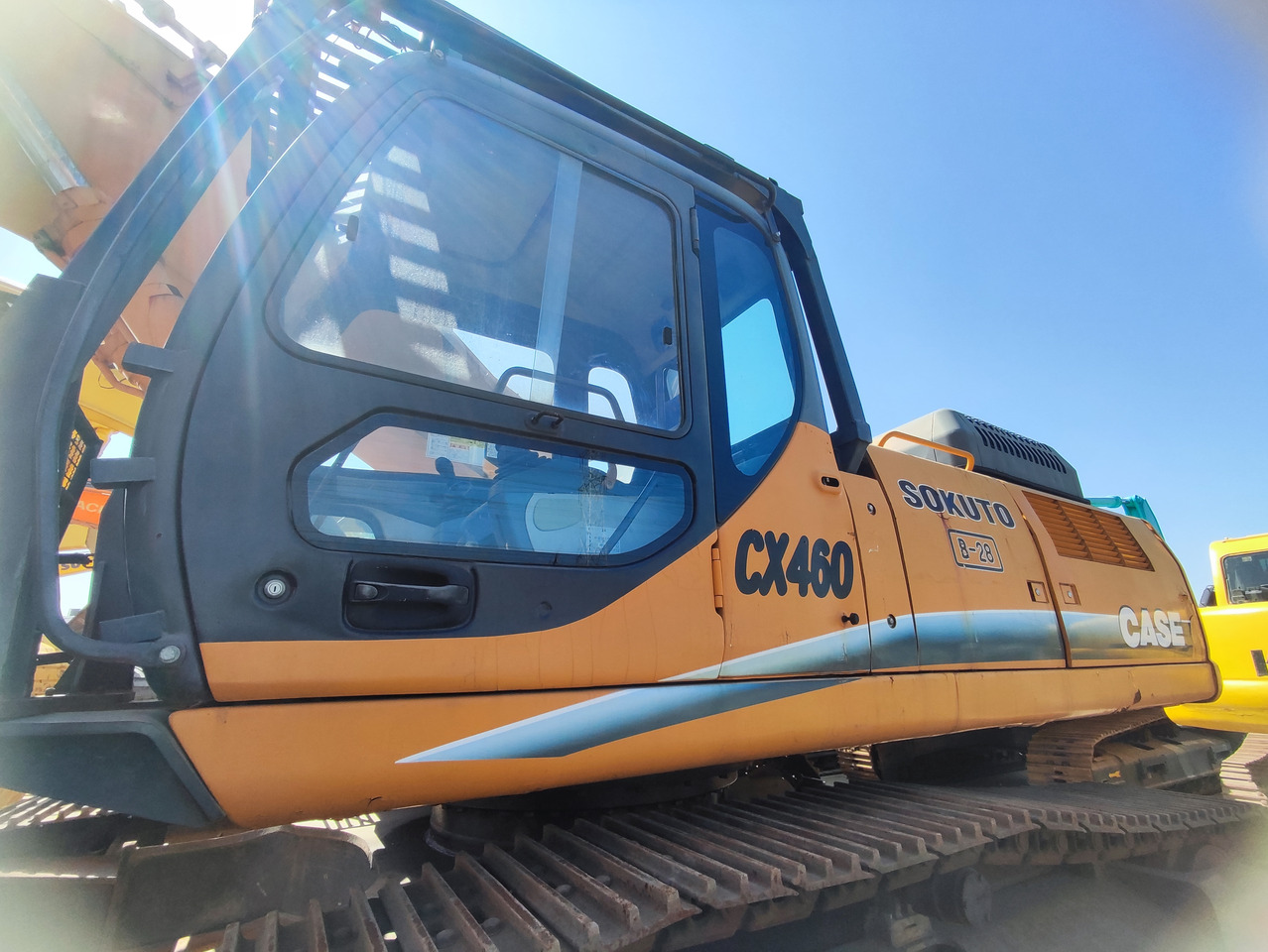 CASE CX460 - Lánctalpas kotró: 2 kép. CASE CX460 - Lánctalpas kotró: 2 kép.