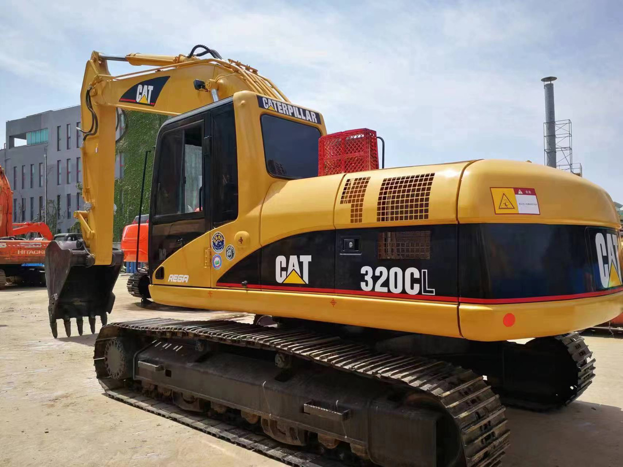 CATERPILLAR 320CL - Lánctalpas kotró: 1 kép. CATERPILLAR 320CL - Lánctalpas kotró: 1 kép.
