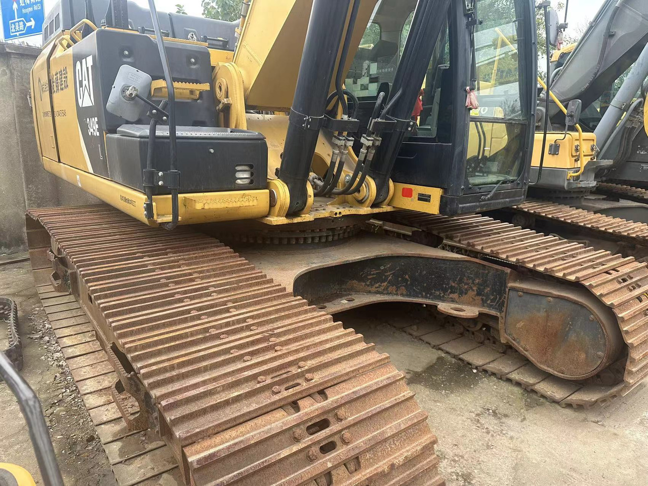 CATERPILLAR 349E - Lánctalpas kotró: 4 kép. CATERPILLAR 349E - Lánctalpas kotró: 4 kép.