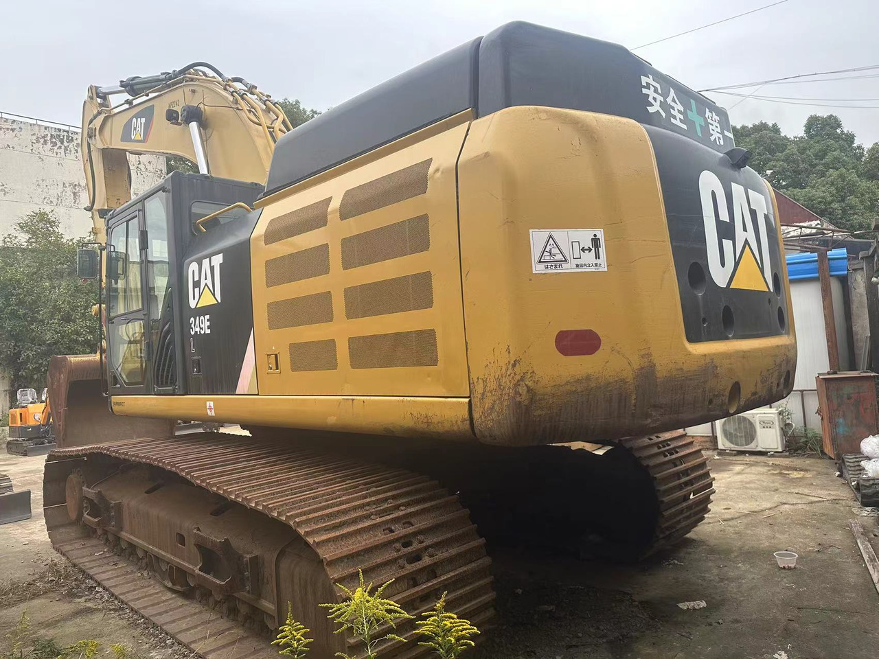 CATERPILLAR 349E - Lánctalpas kotró: 2 kép. CATERPILLAR 349E - Lánctalpas kotró: 2 kép.