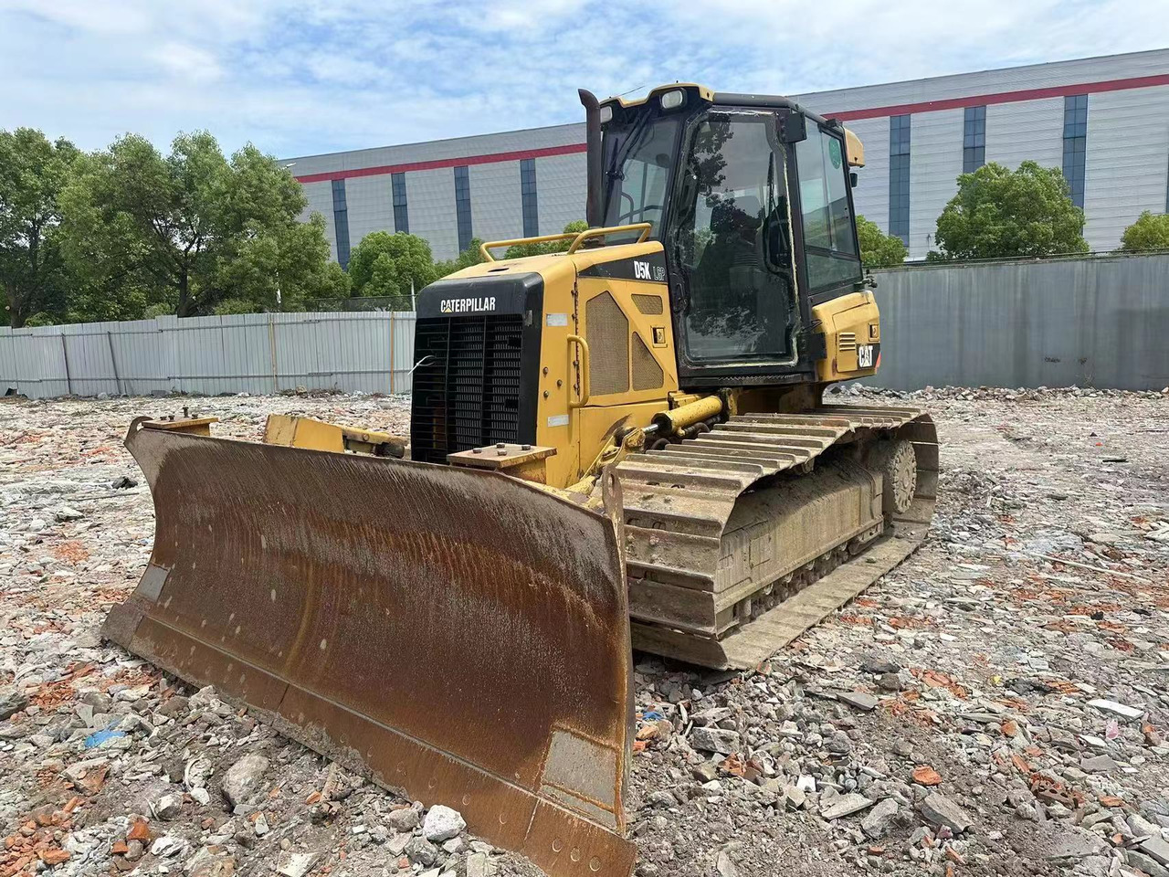 CATERPILLAR D5K - Buldózer: 5 kép. CATERPILLAR D5K - Buldózer: 5 kép.