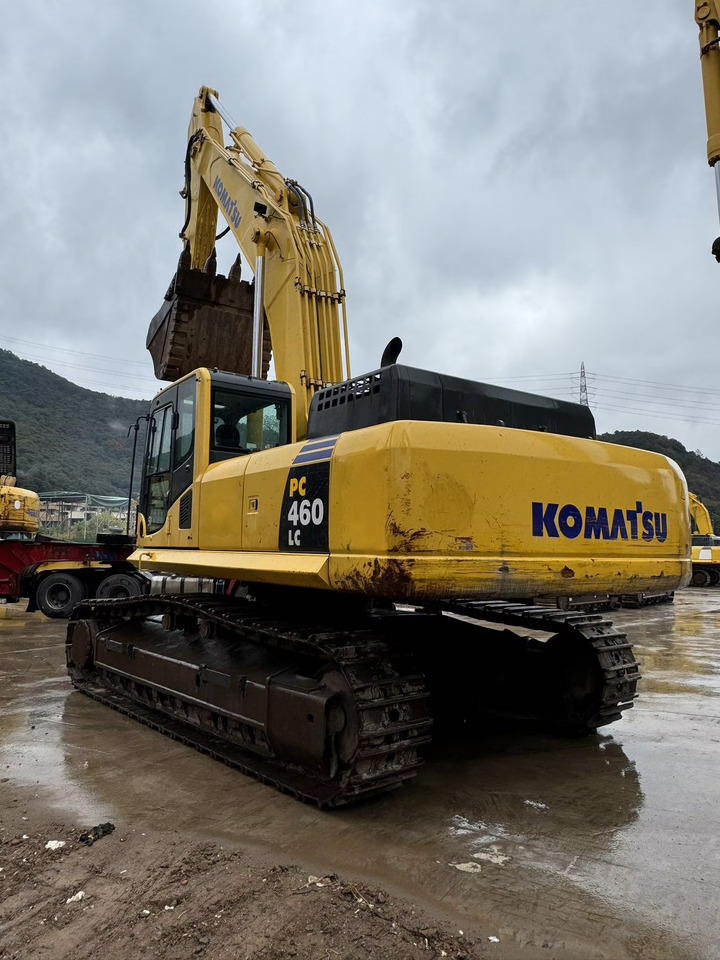 KOMATSU PC460-8 - Lánctalpas kotró: 1 kép. KOMATSU PC460-8 - Lánctalpas kotró: 1 kép.