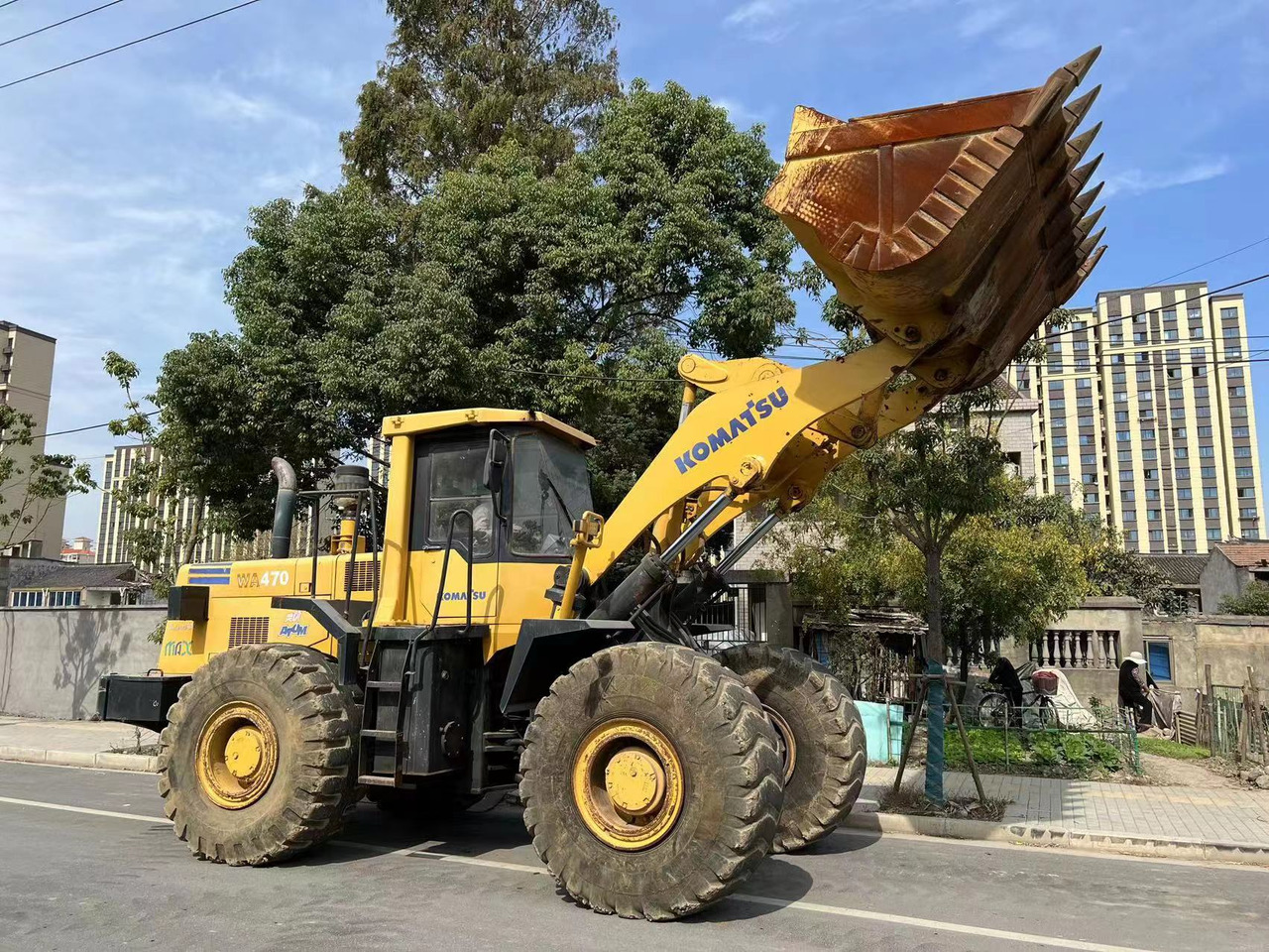KOMATSU WA470-3 - Gumikerekes homlokrakodó: 5 kép. KOMATSU WA470-3 - Gumikerekes homlokrakodó: 5 kép.