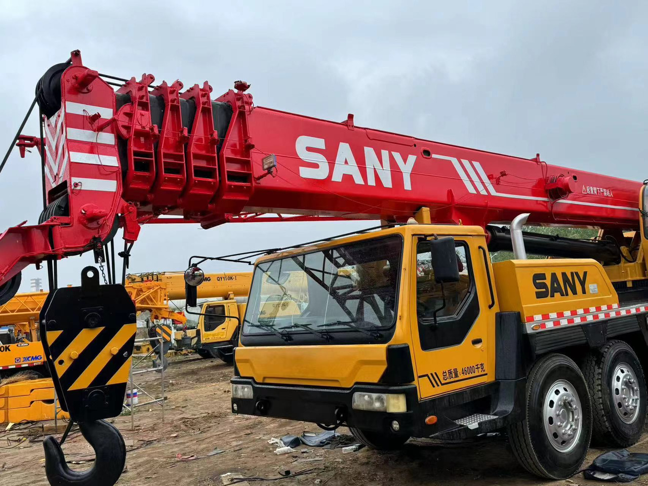 SANY STC800 - Autódaru: 4 kép. SANY STC800 - Autódaru: 4 kép.