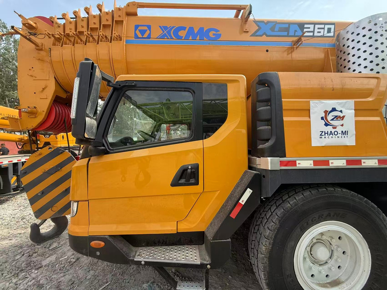 XCMG XCA260 - Autódaru: 3 kép. XCMG XCA260 - Autódaru: 3 kép.