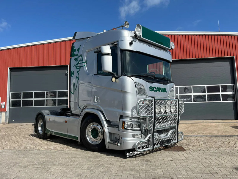 Scania R500 R500 - Nyergesvontató: 1 kép. Scania R500 R500 - Nyergesvontató: 1 kép.
