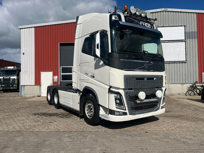 Volvo FH 16.650 FH16 - Nyergesvontató: 2 kép. Volvo FH 16.650 FH16 - Nyergesvontató: 2 kép.
