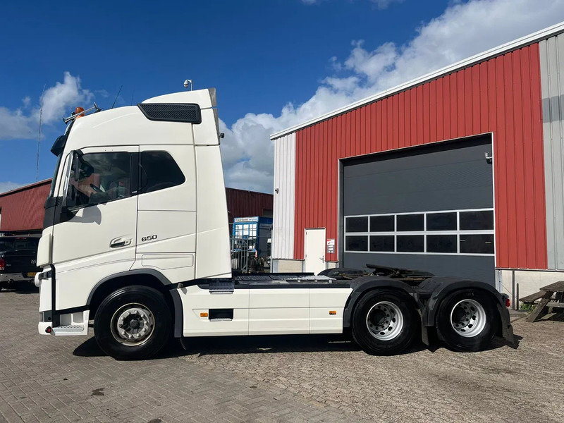 Volvo FH 16.650 FH16 - Nyergesvontató: 3 kép. Volvo FH 16.650 FH16 - Nyergesvontató: 3 kép.