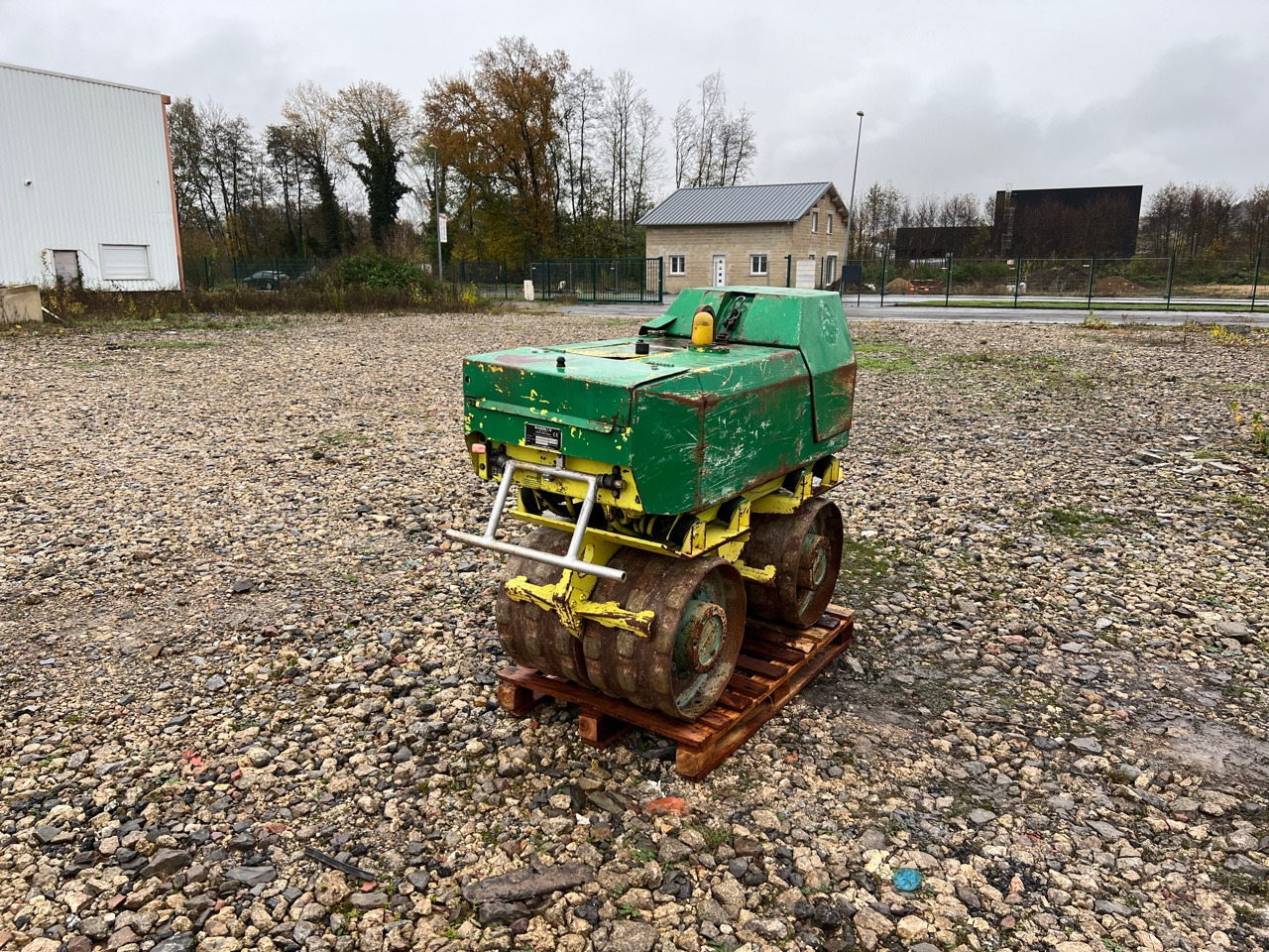 AMMANN RAMMAX RW 1504-HF - Minihenger: 1 kép. AMMANN RAMMAX RW 1504-HF - Minihenger: 1 kép.