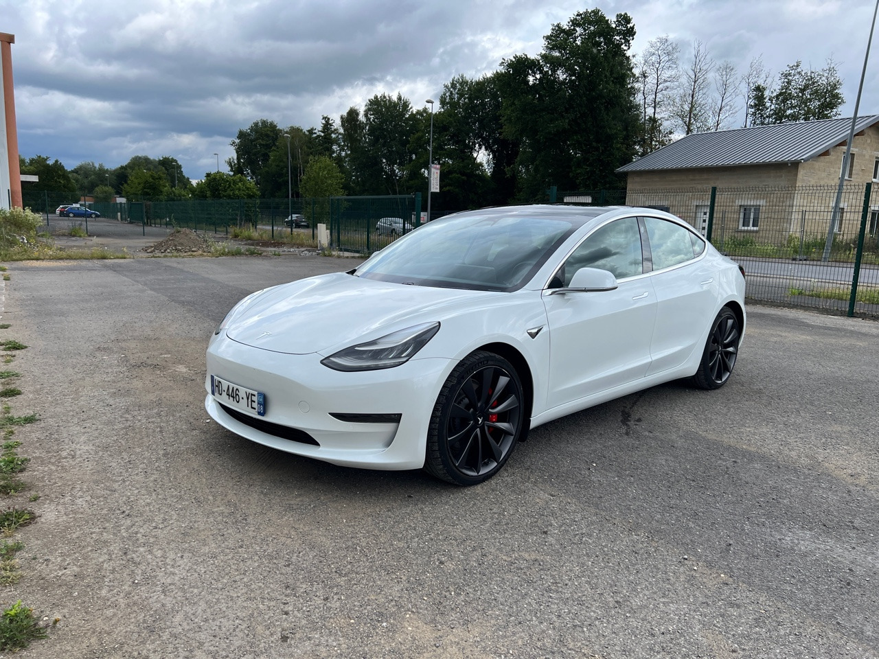 TESLA Model 3 Performance Dual Motor FSD 3 Autopilot - Szedán: 1 kép. TESLA Model 3 Performance Dual Motor FSD 3 Autopilot - Szedán: 1 kép.