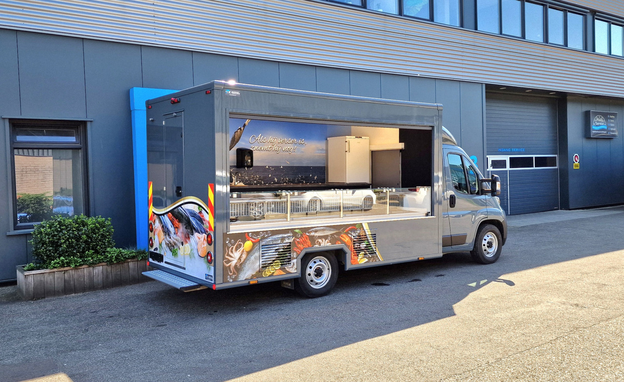 FIAT + BK Market Trailers opbouw  - Büféautó: 3 kép. FIAT + BK Market Trailers opbouw  - Büféautó: 3 kép.