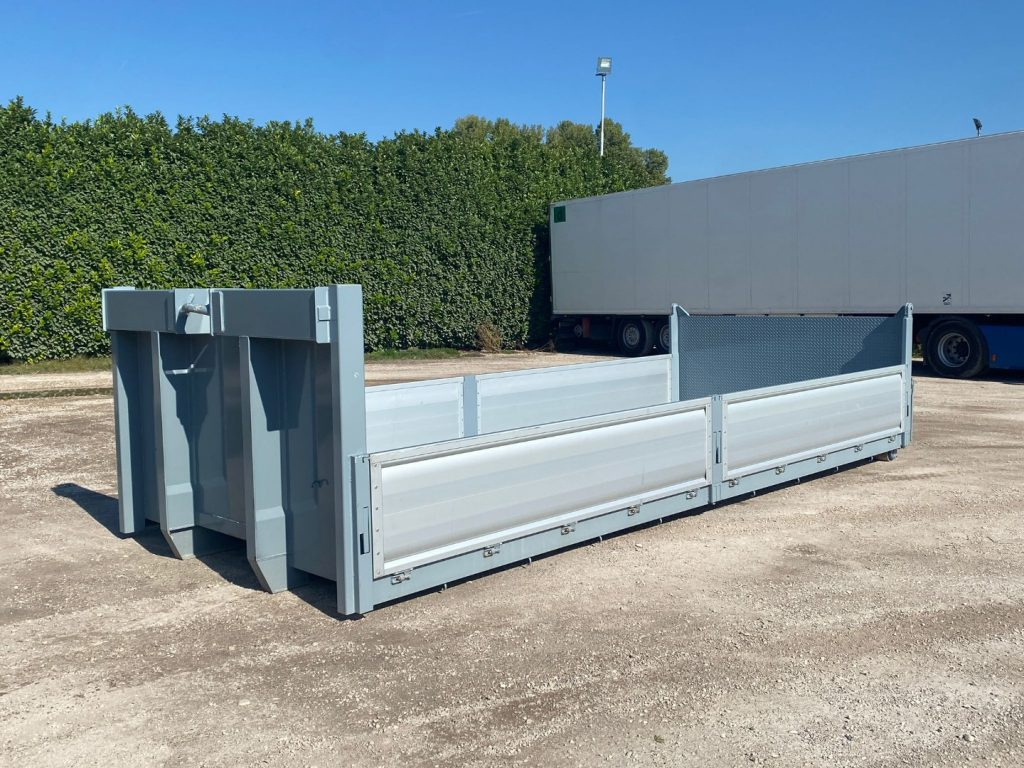 CONTAINER A PIANALE CON PIANTONI RIMOVIBILI IN FER - Multiliftes konténer: 1 kép. CONTAINER A PIANALE CON PIANTONI RIMOVIBILI IN FER - Multiliftes konténer: 1 kép.