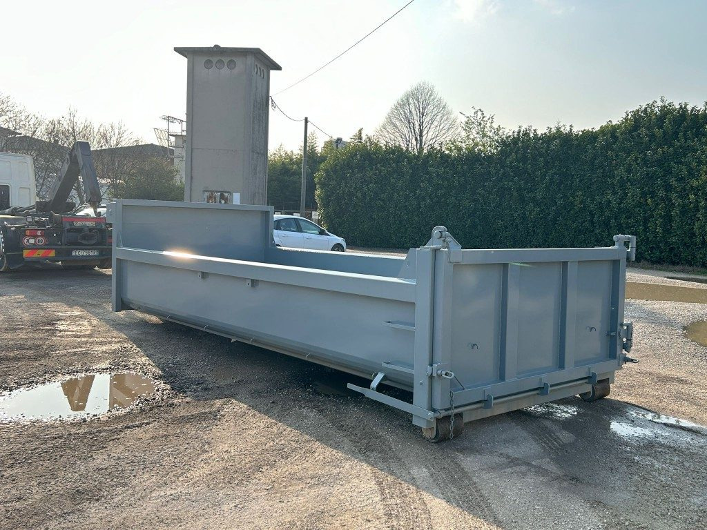 CONTAINER NUOVO SCARRABILE A CIELO APERTO - Multiliftes konténer: 4 kép. CONTAINER NUOVO SCARRABILE A CIELO APERTO - Multiliftes konténer: 4 kép.