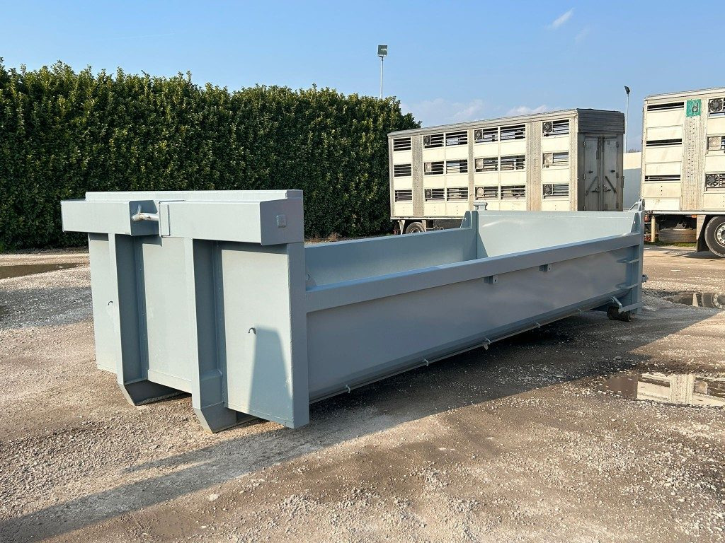 CONTAINER NUOVO SCARRABILE A CIELO APERTO - Multiliftes konténer: 1 kép. CONTAINER NUOVO SCARRABILE A CIELO APERTO - Multiliftes konténer: 1 kép.