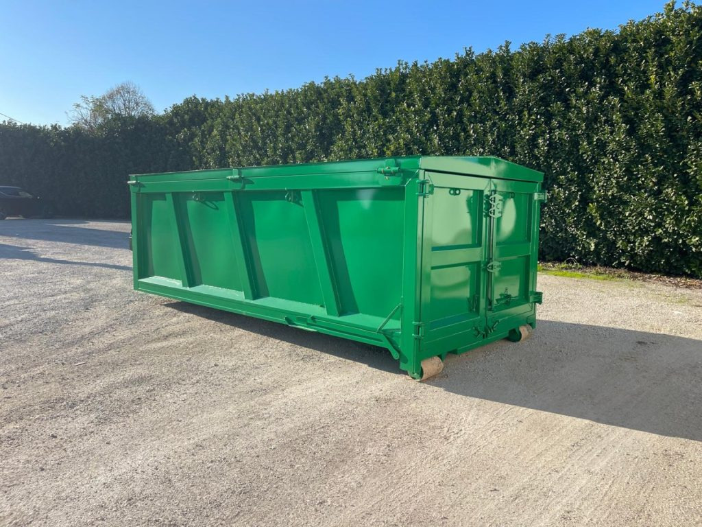 CONTAINER NUOVO SCARRABILE CON COPERCHIO - Multiliftes konténer: 3 kép. CONTAINER NUOVO SCARRABILE CON COPERCHIO - Multiliftes konténer: 3 kép.