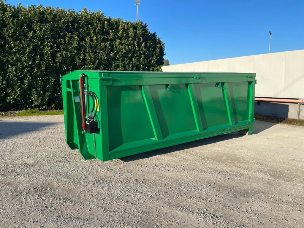 CONTAINER NUOVO SCARRABILE CON COPERCHIO - Multiliftes konténer: 2 kép. CONTAINER NUOVO SCARRABILE CON COPERCHIO - Multiliftes konténer: 2 kép.