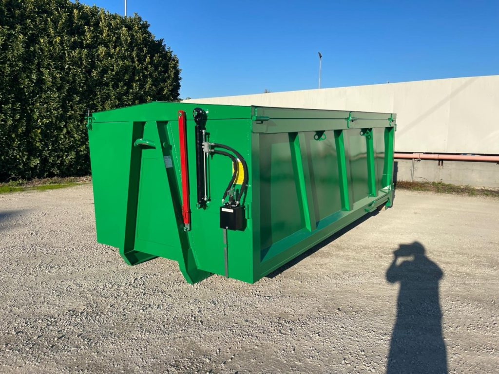 CONTAINER NUOVO SCARRABILE CON COPERCHIO - Multiliftes konténer: 1 kép. CONTAINER NUOVO SCARRABILE CON COPERCHIO - Multiliftes konténer: 1 kép.